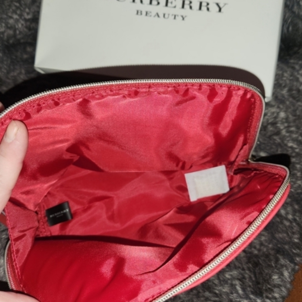 Burberry Red Women's Bag - Picture 2 of 6